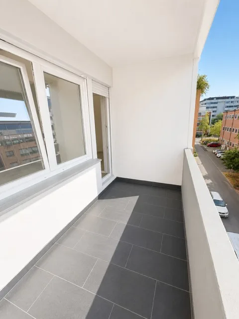 Helle 2-Zimmer-Wohnung mit Balkon im 4. OG in Basel