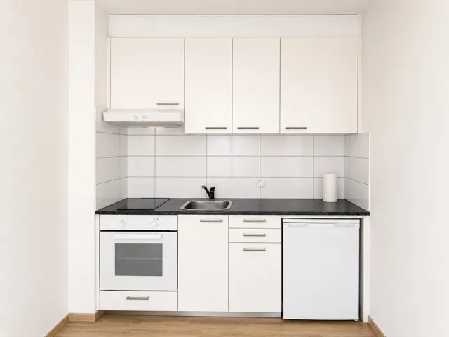 Helle 2-Zimmer-Wohnung mit Balkon im 4. OG in Basel
