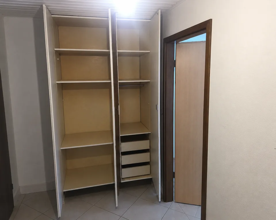 Schöne renovierte 2-Zimmer-Wohnung an zentraler Lage mit grossem Balkon