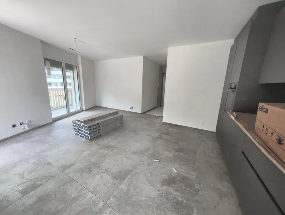 Kleiner Schatz! Zu vermieten, eine schöne 3-Zimmer-Wohnung 1/2 NEU, mit großem Balkon, in Martigny!