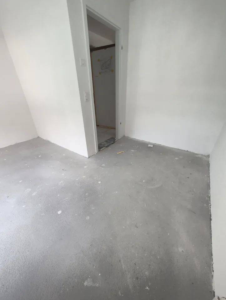 Kleiner Schatz! Zu vermieten, eine schöne 3-Zimmer-Wohnung 1/2 NEU, mit großem Balkon, in Martigny!