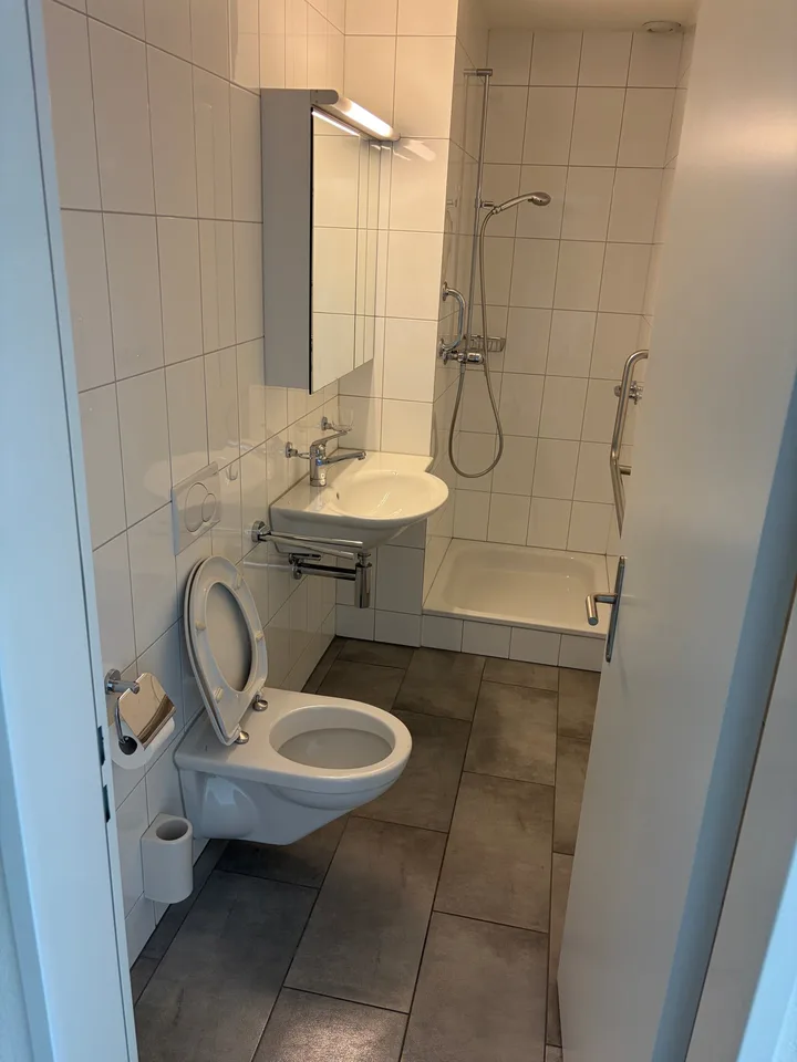 Geräumige 4.5-Zimmer-Erdgeschosswohnung in Bremgarten – sofort verfügbar