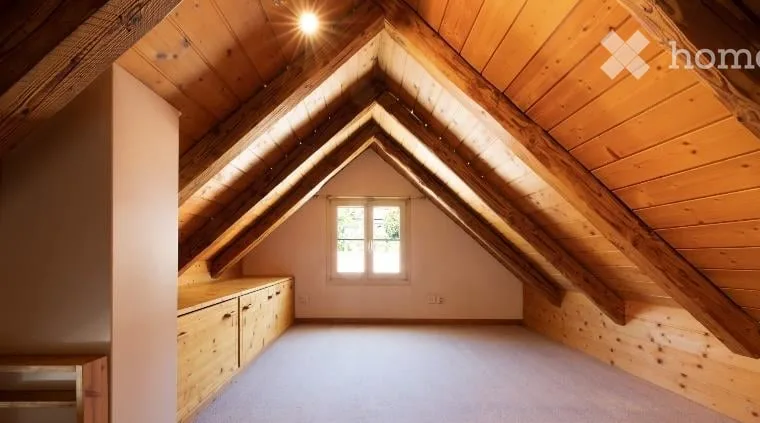 Charmante 3.5-Zimmer-Dachwohnung in Bäretswil