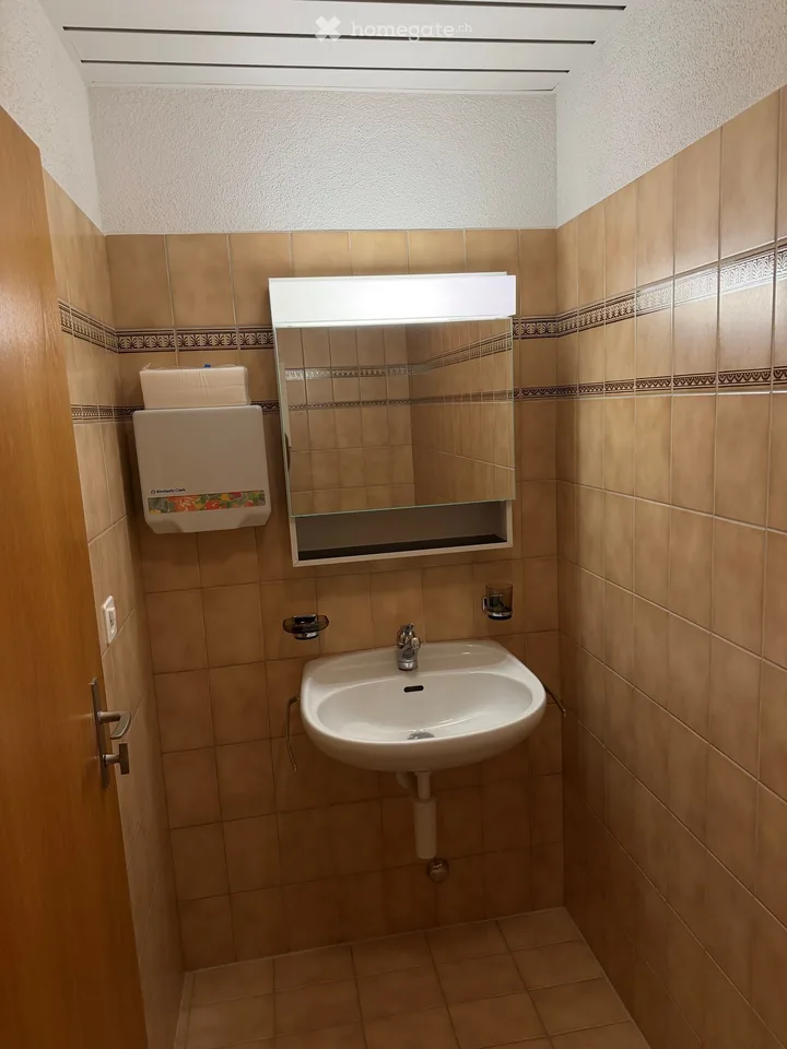 Bureau à Küsnacht ZH directement à côté de la gare