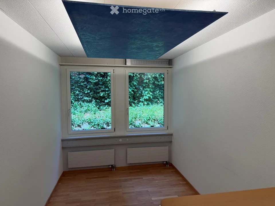 Bureau à Küsnacht ZH directement à côté de la gare