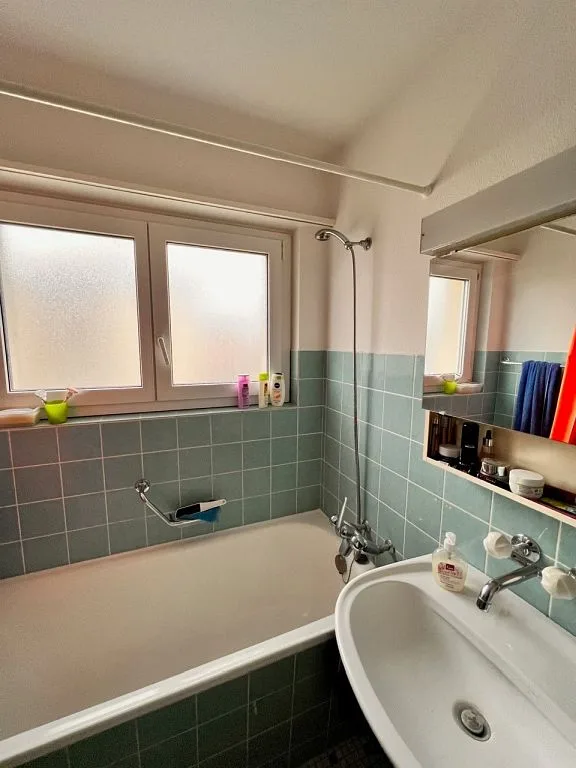 4 1/2-Zimmerwohnung, 1. Stock links