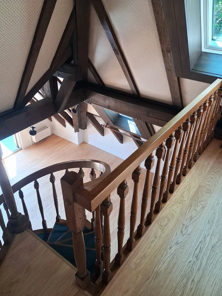 2-Zimmer + Galerie-Dachwohnung an ruhiger Lage in Bern