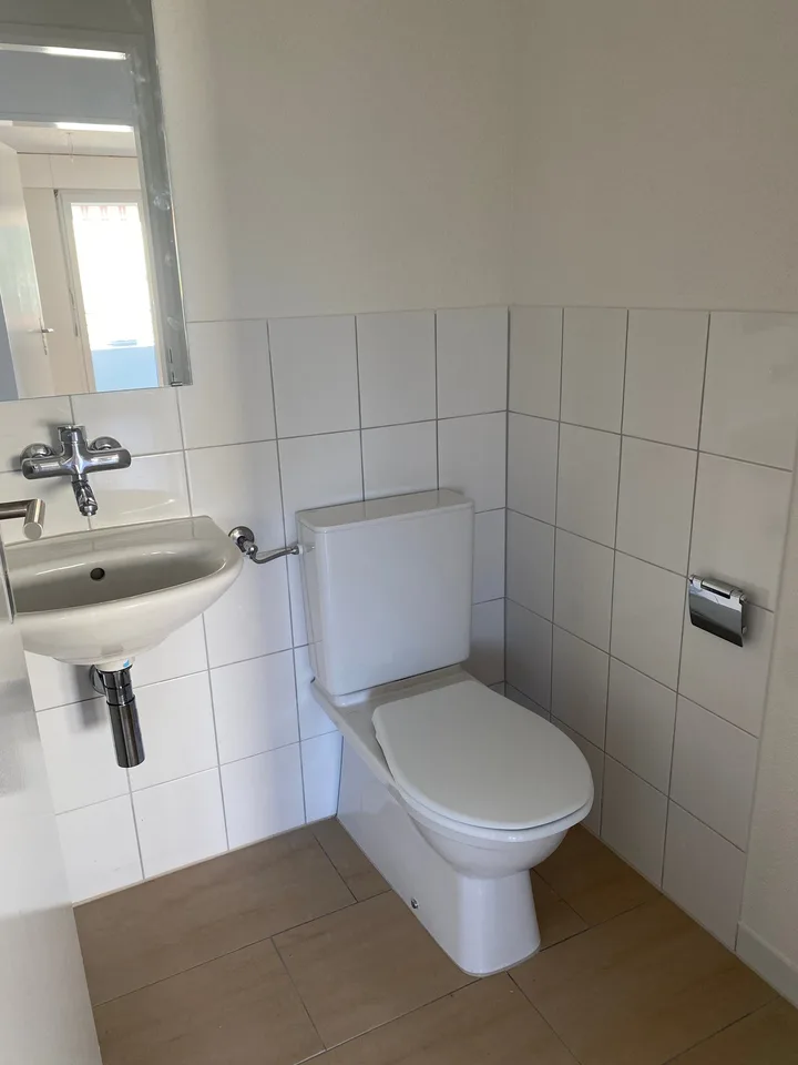 *Frisch renovierte 3-Zimmerwohnung mit zwei Balkonen*