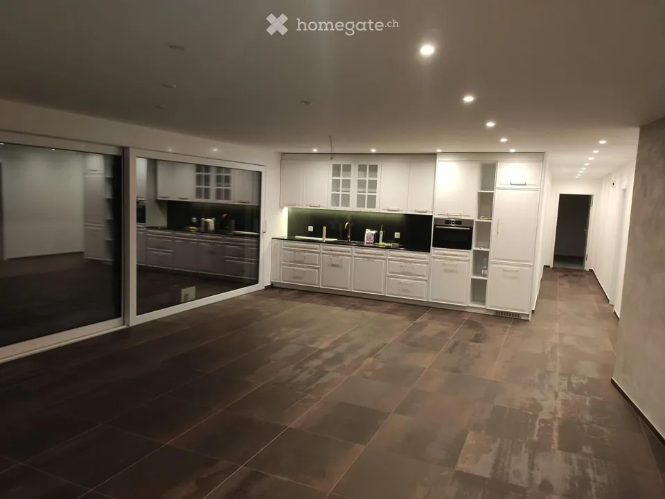 Appartement neuf de 4,5 pièces 128 m² / construit en 2023 / disponible à partir du 01.11.2026
