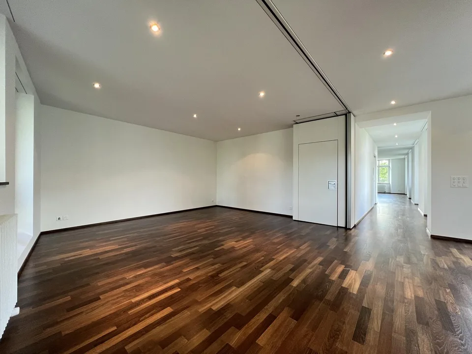 Exklusives Wohnen am Petersplatz: Grosszügige 3.5-Zimmerwohnung