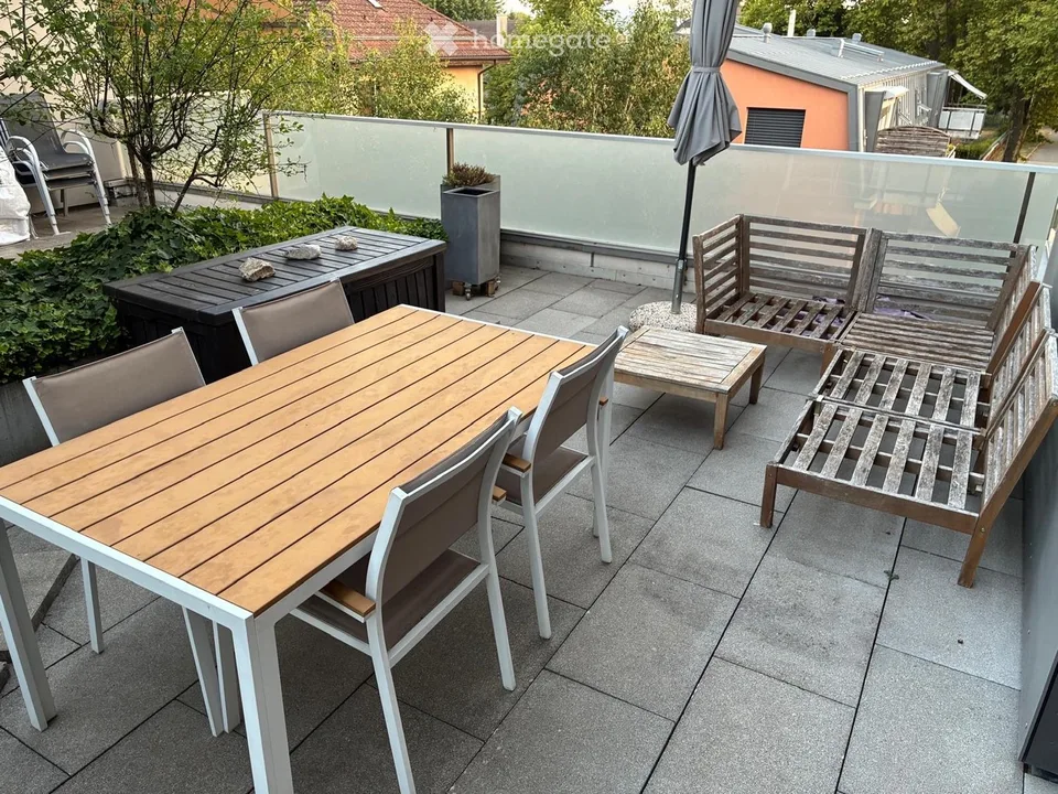 Vier-Zimmer-Wohnung Rolle