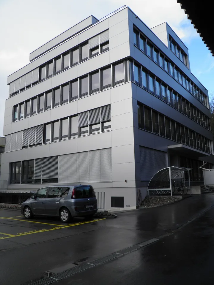 Helles Büro (52 m²) zu vermieten in Dättwil AG – modern, barrierefrei & bestens erschlossen