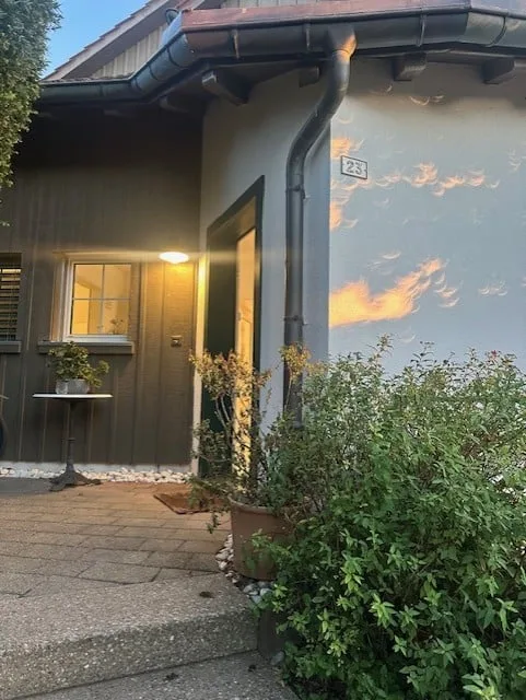 Charmante 3.5-Zimmer-Maisonettewohnung in Volketswil Befristet 01.10.2026 bis 30.09.2027