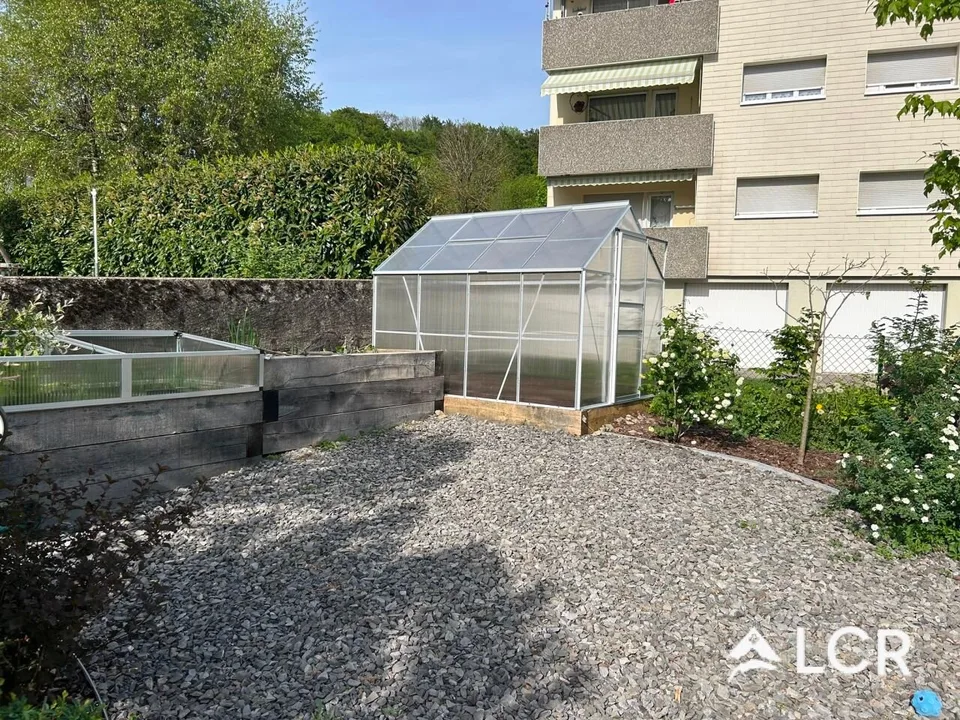 Schönes neues 4-Zimmer-Apartment mit Garten - Attalens