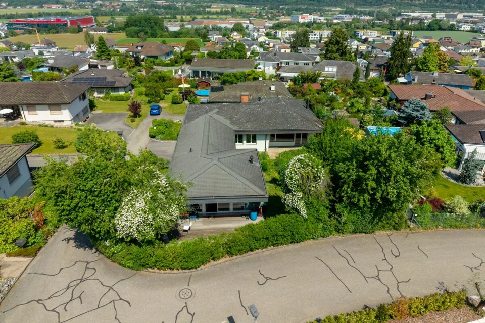 Doppeleinfamilienhaus an bester Lage in Rothrist zu vermieten