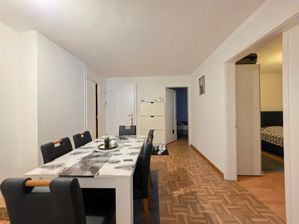 Cozy 3.5-room apartment with lovely charm and balcony!