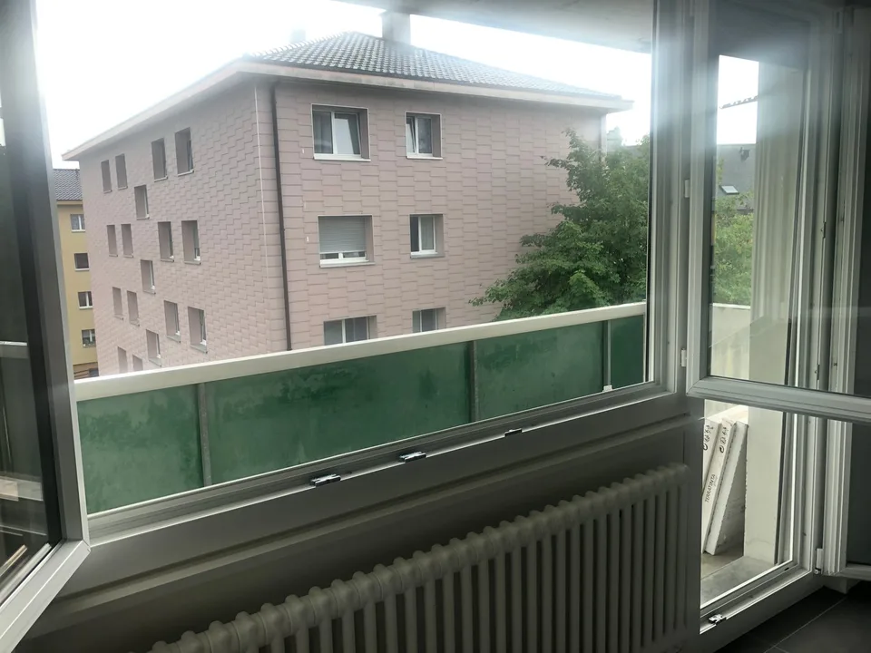 Appartamento di 4.5 locali al 2° piano e vicino a tutte ...