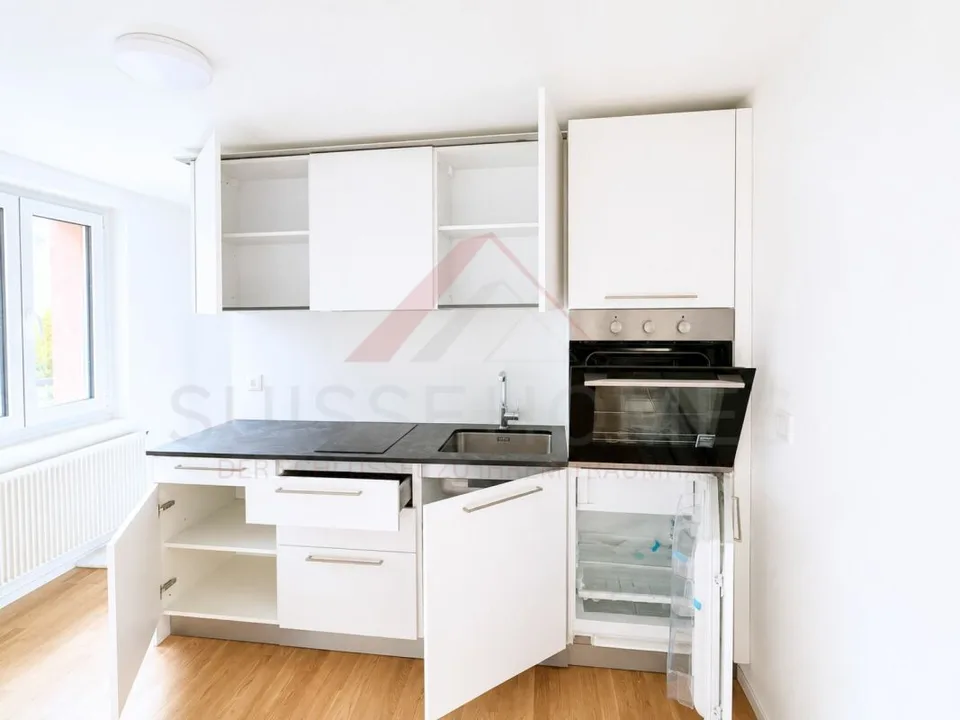 Neuwertiges 1.5-Zimmer-Studio im 1. Obergeschoss - kompakt, ruhig und sonnig
