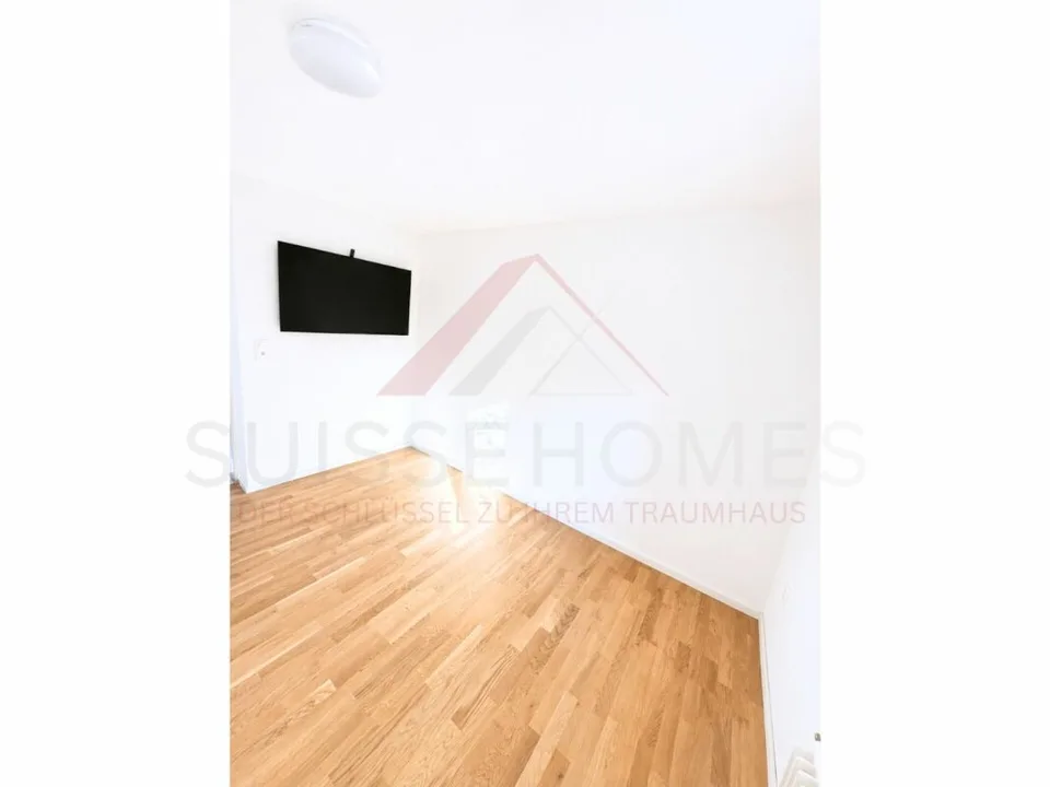 Neuwertiges 1.5-Zimmer-Studio im 1. Obergeschoss - kompakt, ruhig und sonnig