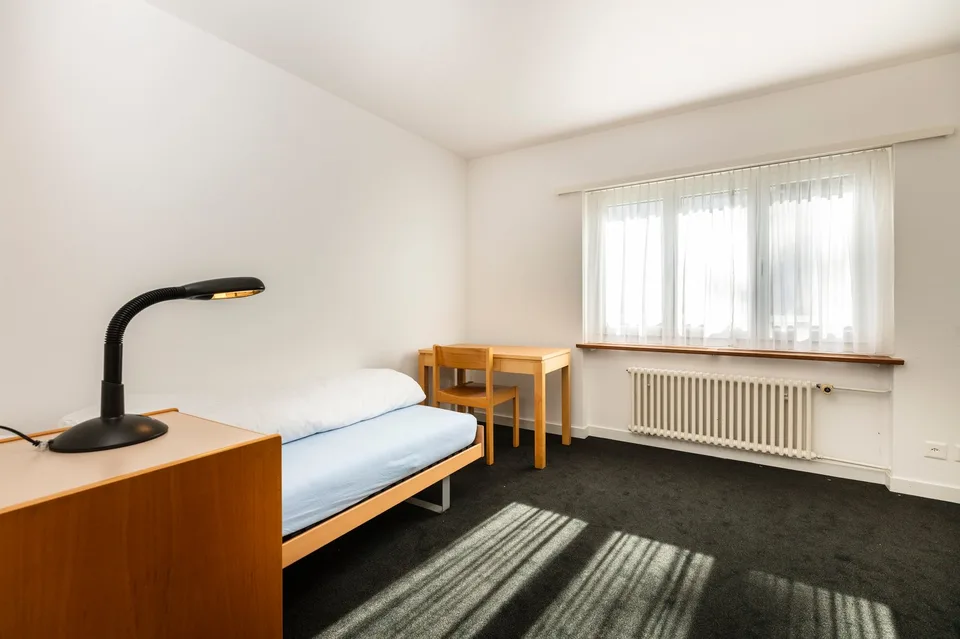Gemeinsam Kontakt pflegen in der Küche