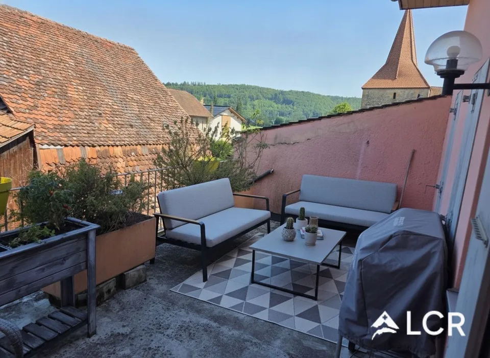 Zu vermieten - Geräumiges Duplex von 4.5 Zimmern mit freier Sicht in Landeron (NE)