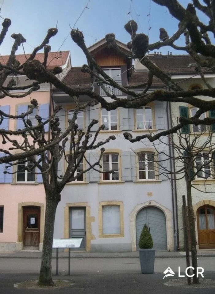 Zu vermieten - Geräumiges Duplex von 4.5 Zimmern mit freier Sicht in Landeron (NE)