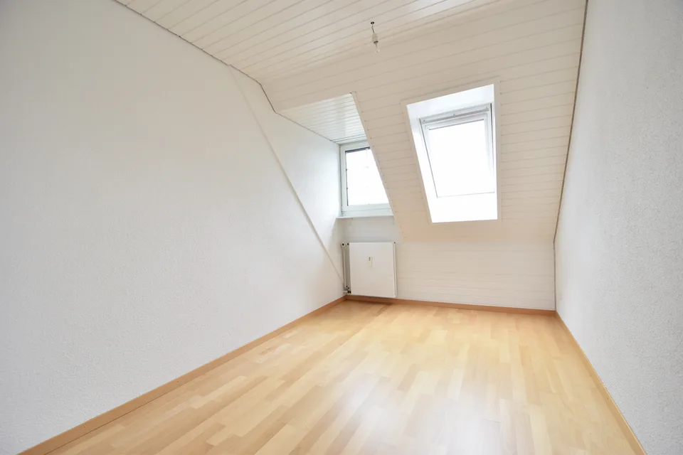 schöne, gemütliche 3.5-Zimmer-Maisonettewohnung zu vermieten!