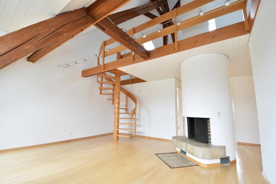 schöne, gemütliche 3.5-Zimmer-Maisonettewohnung zu vermieten!