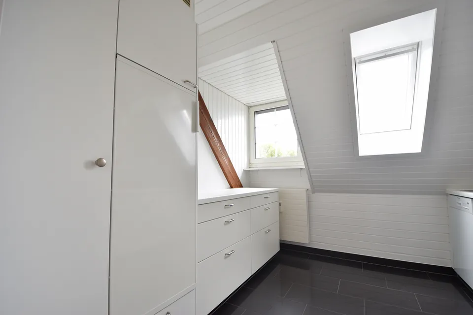 schöne, gemütliche 3.5-Zimmer-Maisonettewohnung zu vermieten!