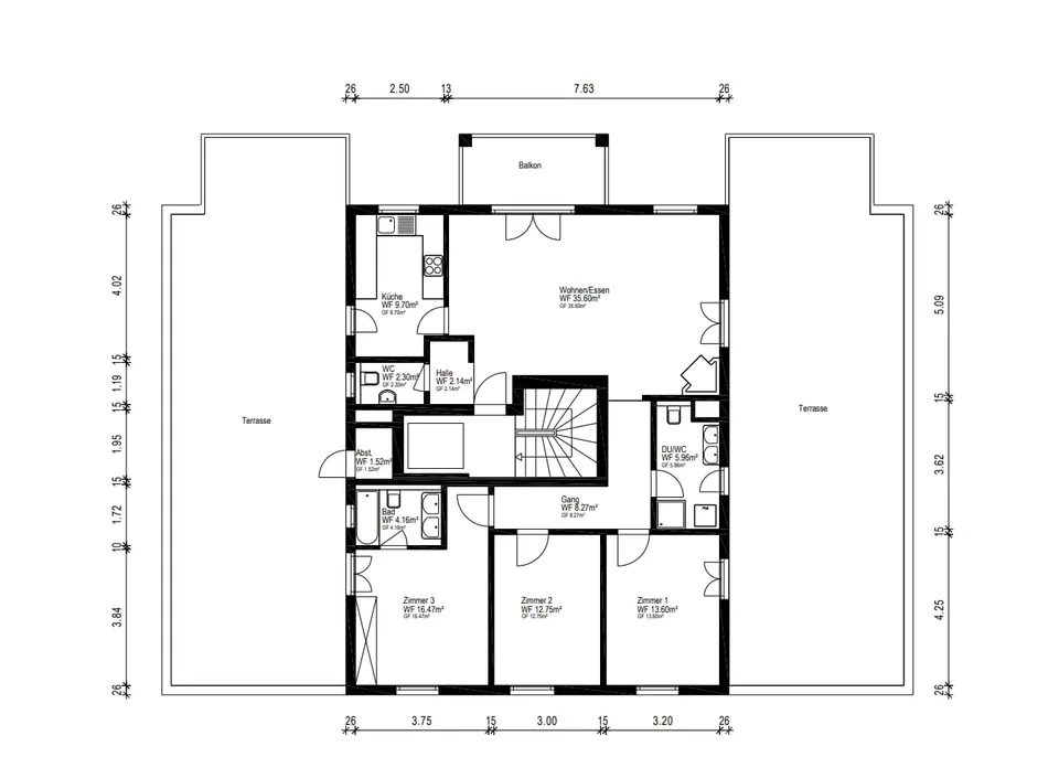 Appartement en attique de 4,5 pièces avec 147 m² d'espace de terrasse