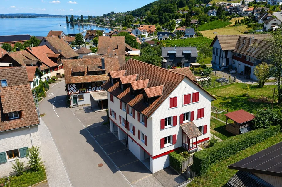 Investieren, wo Lebensqualität zählt  Vollvermietetes MFH in Seenähe