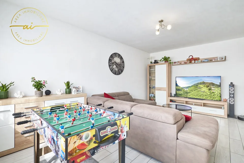 APARTMENT 4.5 ROOMS IN A GREEN AREA IN LIGORNETTO