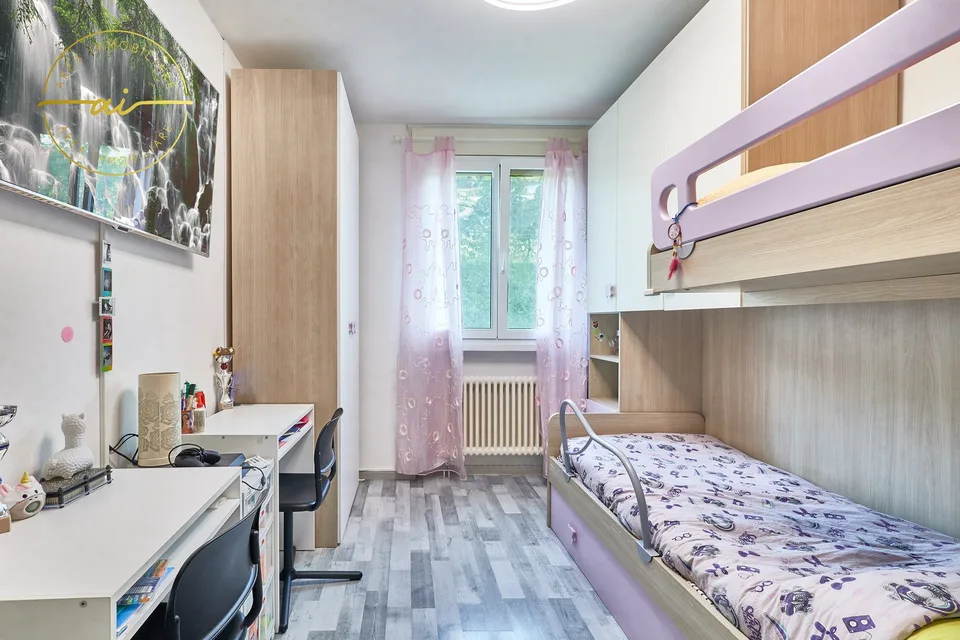 APARTMENT 4.5 ROOMS IN A GREEN AREA IN LIGORNETTO