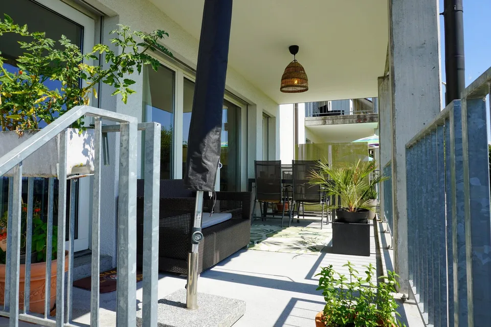 Top 4½ Zimmer-Einfamilienhaus mit 2 Zimmer-Einliegerwohnung