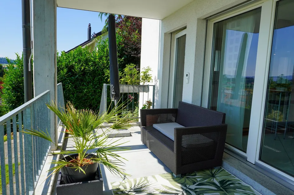 Top 4½ Zimmer-Einfamilienhaus mit 2 Zimmer-Einliegerwohnung