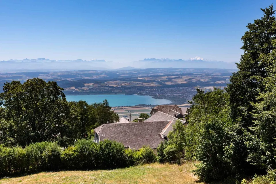 Propriété d'exception - Deux chalets indépendants