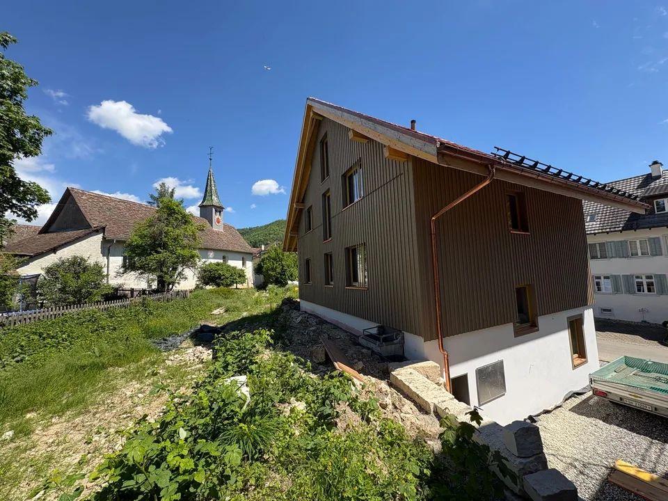 Neubau-Mehrfamilienhaus mit 2.5 und 4.5 Zimmern in Siblingen – Grosszügig und ruhig