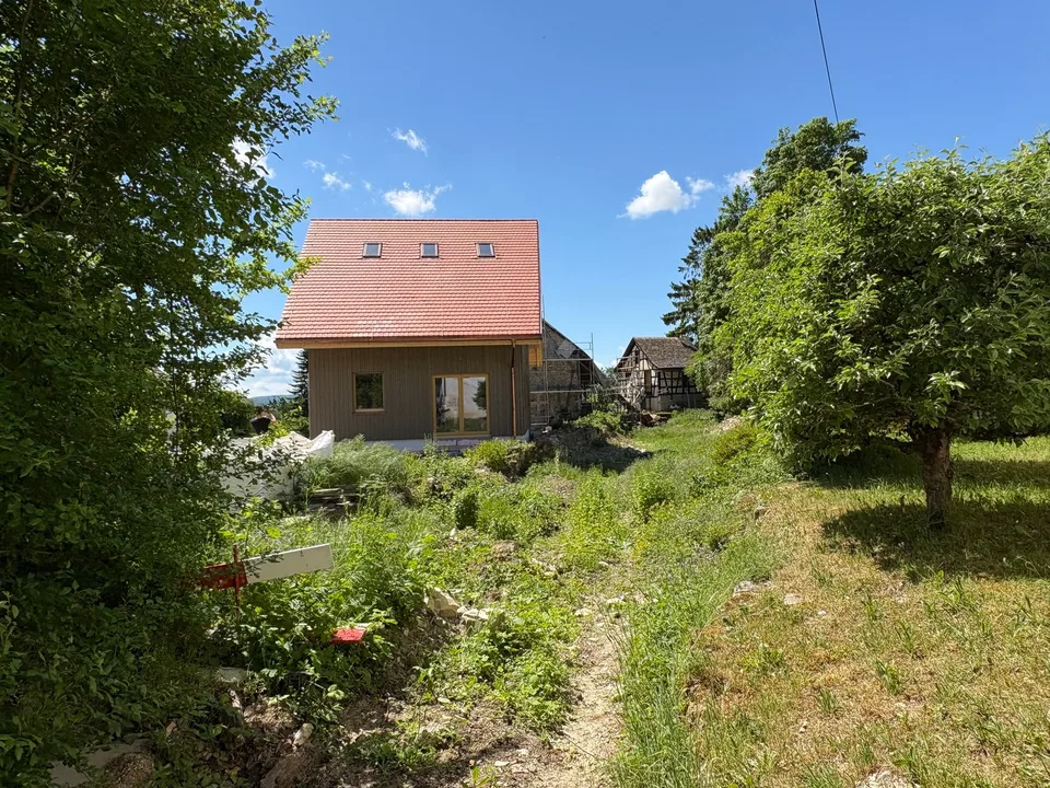 Neubau-Mehrfamilienhaus mit 2.5 und 4.5 Zimmern in Siblingen – Grosszügig und ruhig