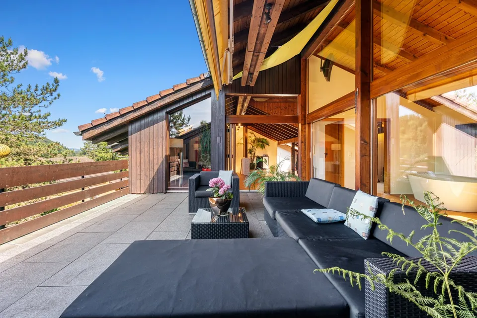 Tout sauf ordinaire ! 5,5 pièces maisonnette appartement de rêve