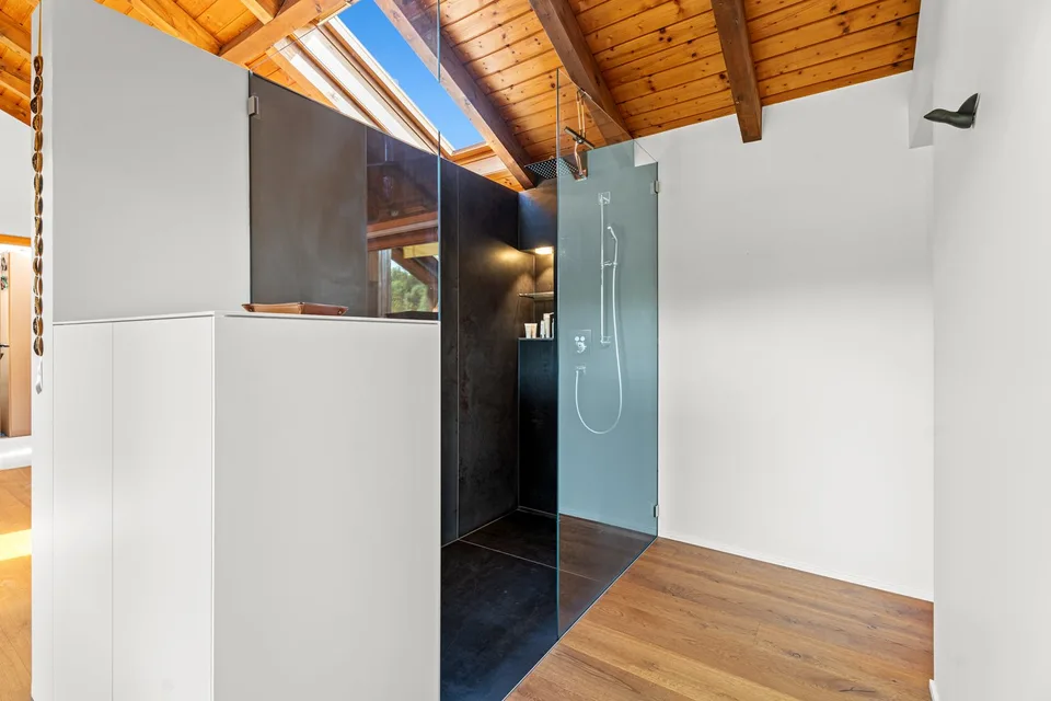 Tout sauf ordinaire ! 5,5 pièces maisonnette appartement de rêve