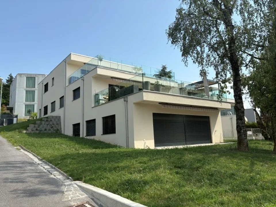 Bel emplacement Magnifique 3 1/2 pièces avec terrasse et jardin.