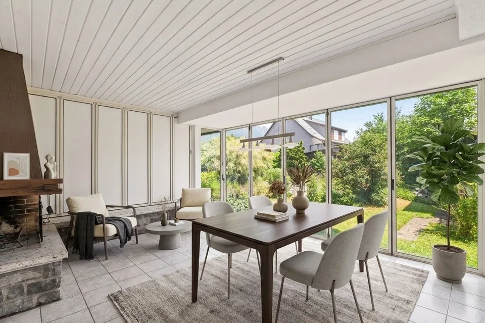 Single-family house with 6 rooms and 4-room apartment in a preferred residential area