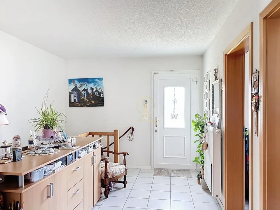 A VUCHERENS - magnifique villa de 6.5 pièces avec jardin