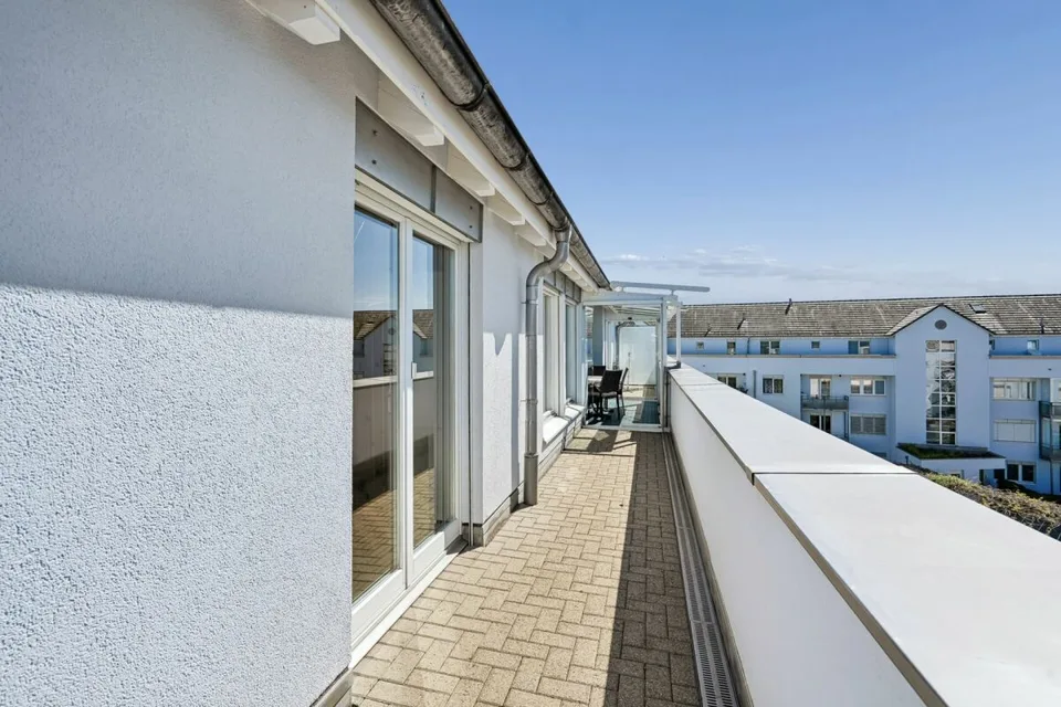 Living with a view - above the roofs of Kloten, exciting all year round