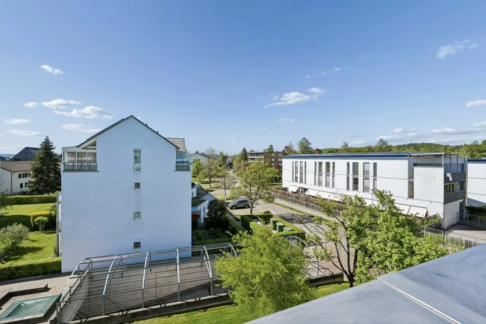 Living with a view - above the roofs of Kloten, exciting all year round