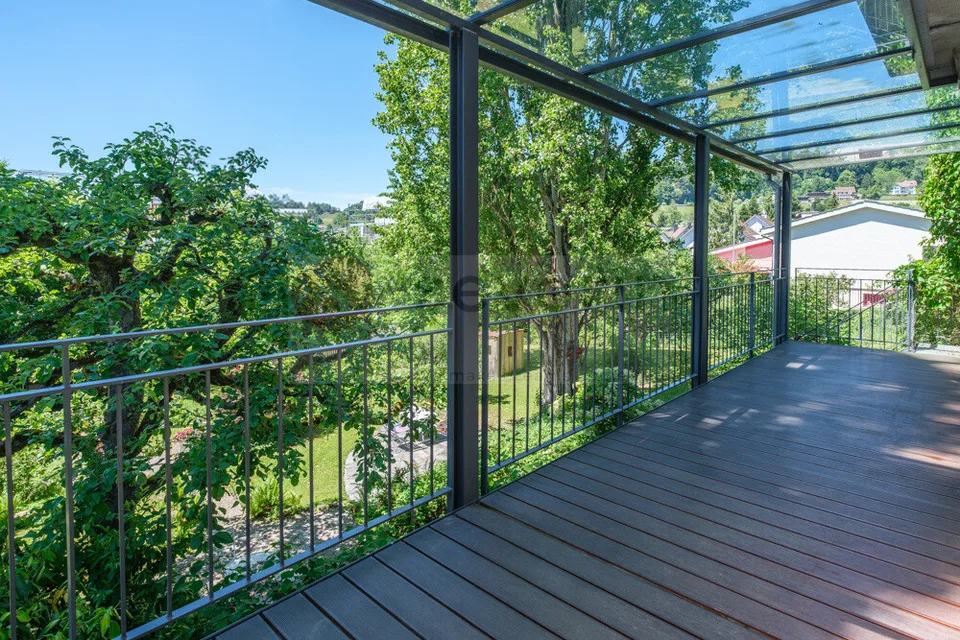 LIEBEN SIE DAS BESONDERE - 8.5 ZIMMER VILLA-180M2 - 1200M2 GRUNDSTÜCK