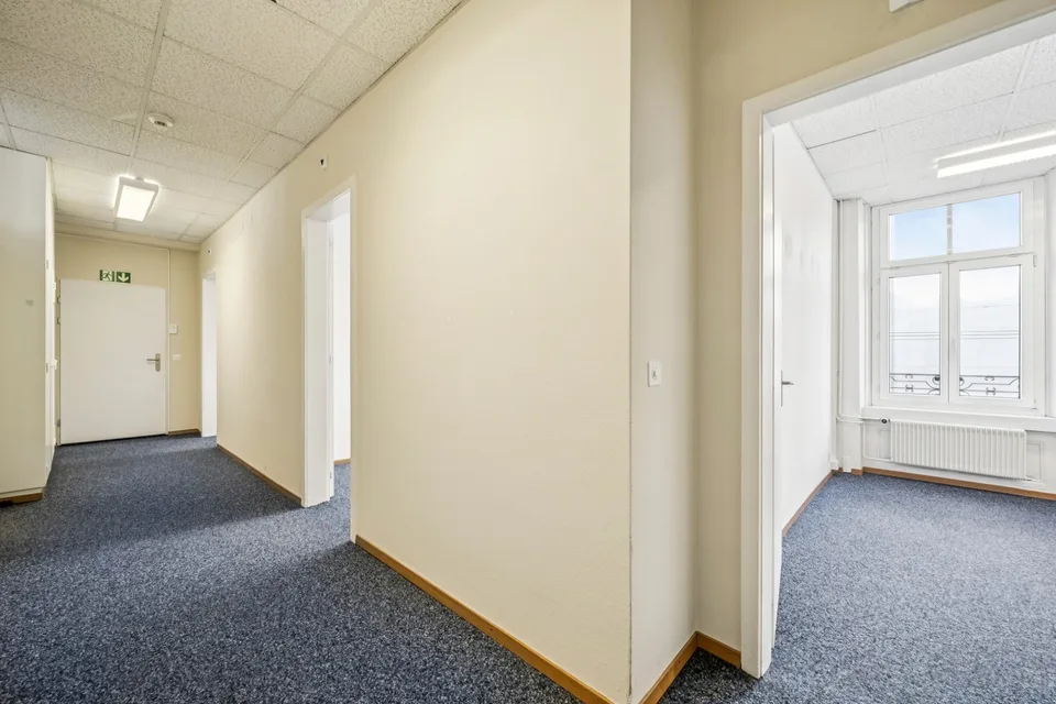 zentrale Büroräumlichkeiten auf 330m2 mit Terrasse