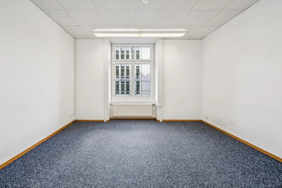 zentrale Büroräumlichkeiten auf 330m2 mit Terrasse