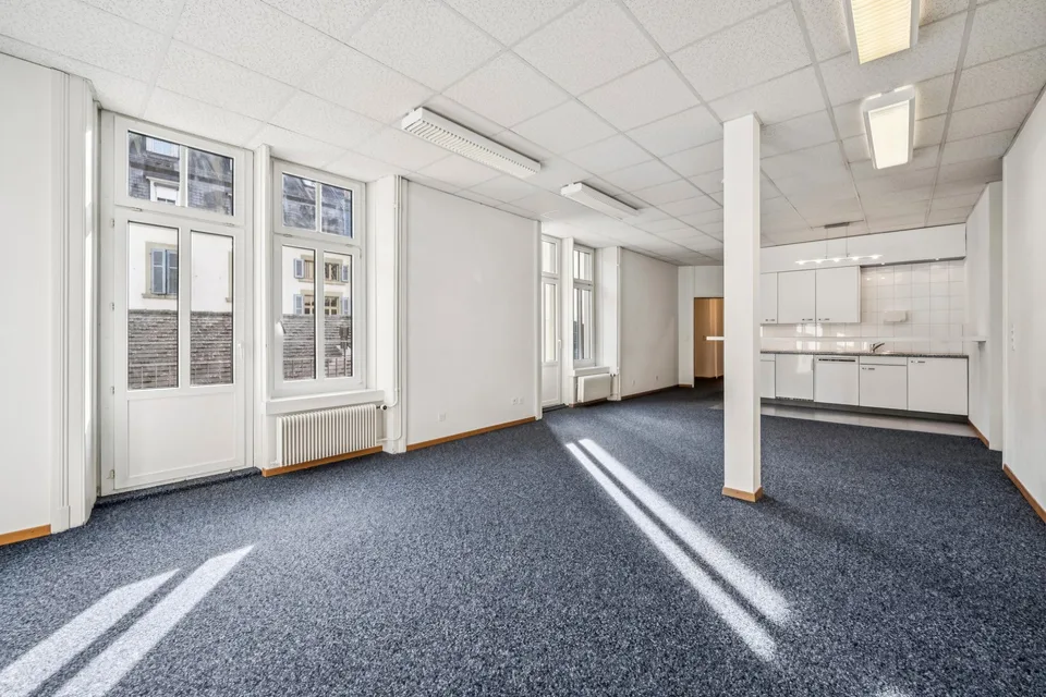 zentrale Büroräumlichkeiten auf 330m2 mit Terrasse