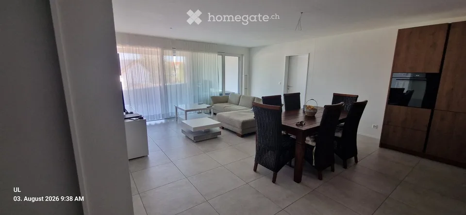 Appartement 3.5 pièces moderne à Rafz avec terrasse couverte de 15m2